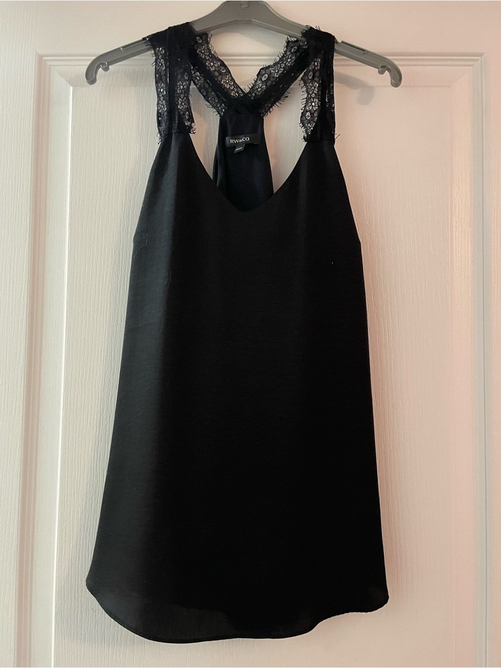 RW&CO. Black Lace-Back Chemise